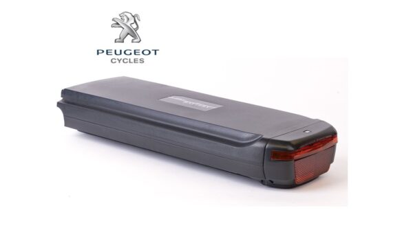 Peugeot Phylion SF-03 (JCEB360) met achterlicht
